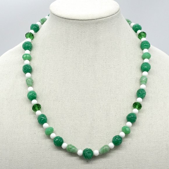 My Bead Emporium Jewelry - Necklace with Aventurine stones with glass and glass Works beads.